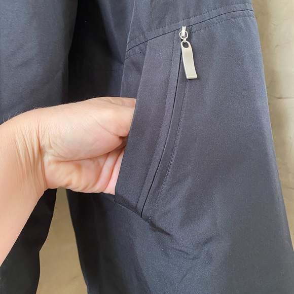 Relativity Lightweight Jacket, Solid Black, full Zipper Front Small Relaxed Fit - Picture 9 of 14